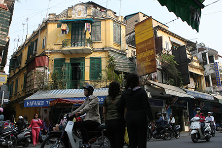 Khổ như dân phố cổ